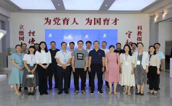 1632477214416084960.png image.png