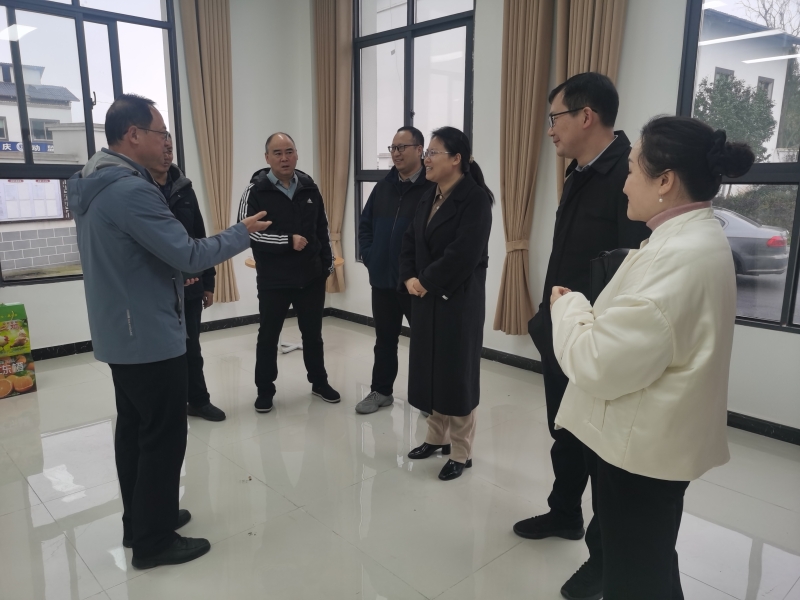 UiQe_1740965035502026961.jpg 4.jpg